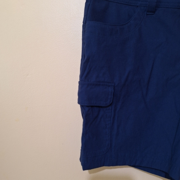 Eddie Bauer Blue Shorts - Picture 2 of 4